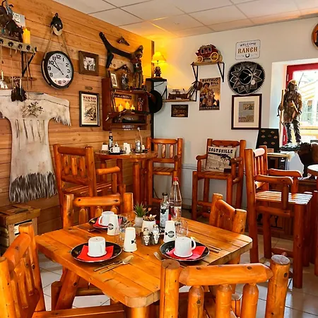Hotel Le Ranch 3*