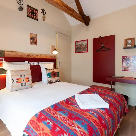 Le Ranch Отель Brulon